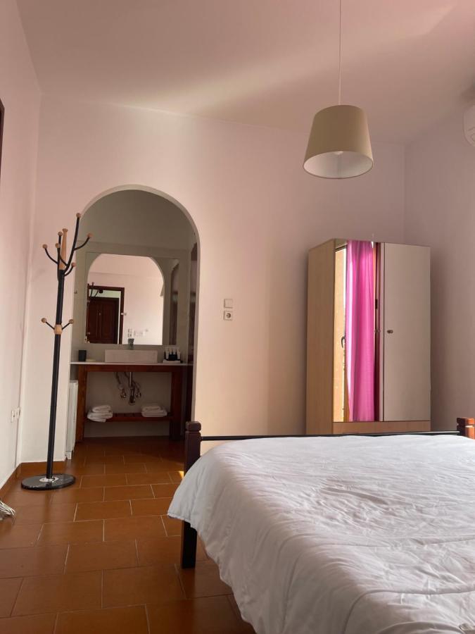 Kapodistriou Apartments Aegina Exteriör bild