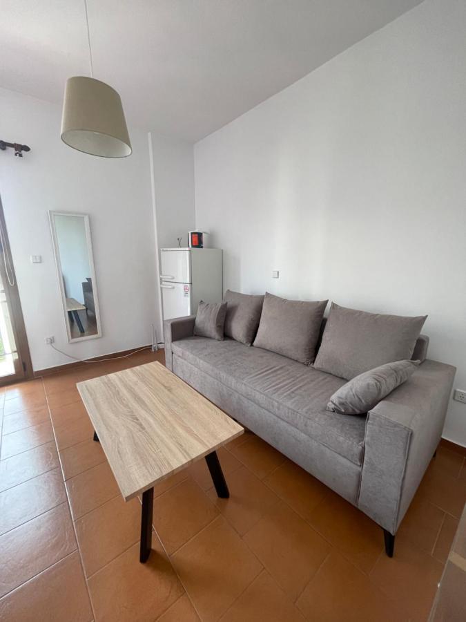 Kapodistriou Apartments Aegina Exteriör bild